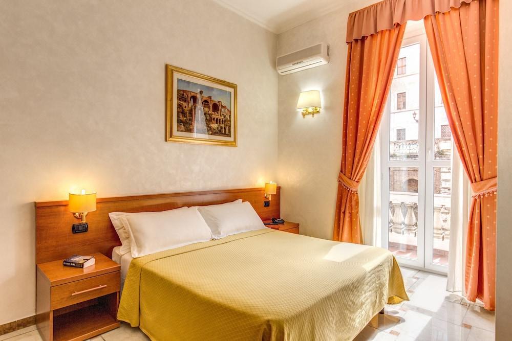 Hotel Centro Cavour Roma Bagian luar foto