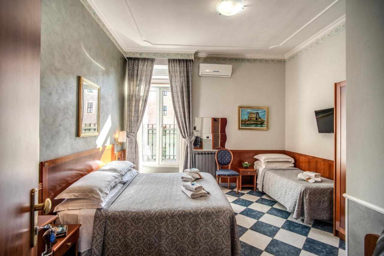 Hotel Centro Cavour Roma Bagian luar foto