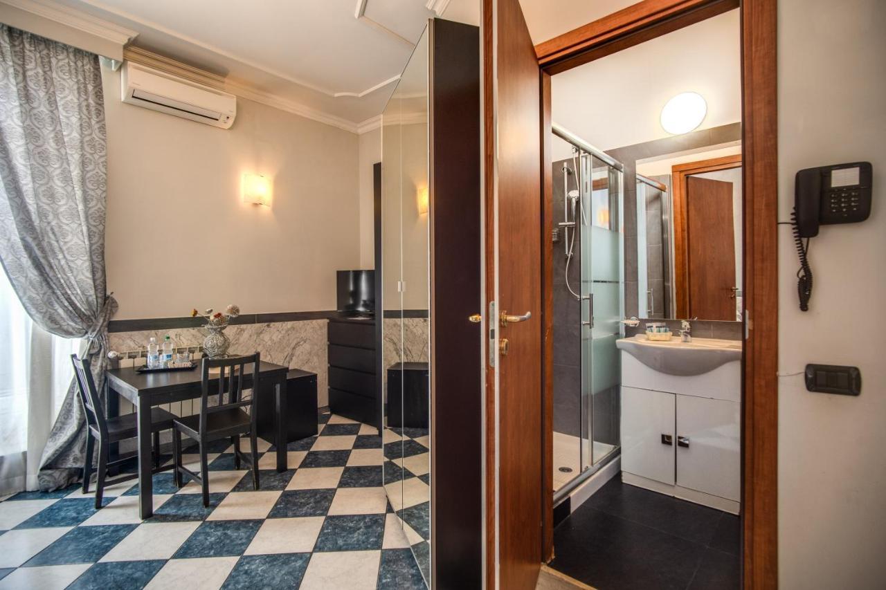 Hotel Centro Cavour Roma Bagian luar foto