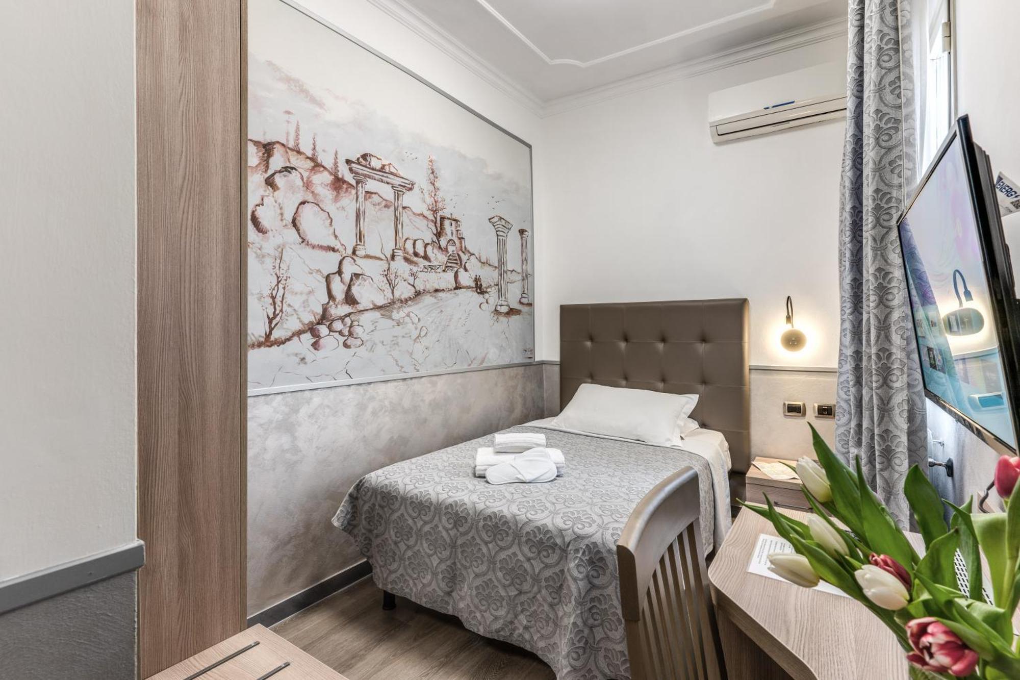 Hotel Centro Cavour Roma Bagian luar foto