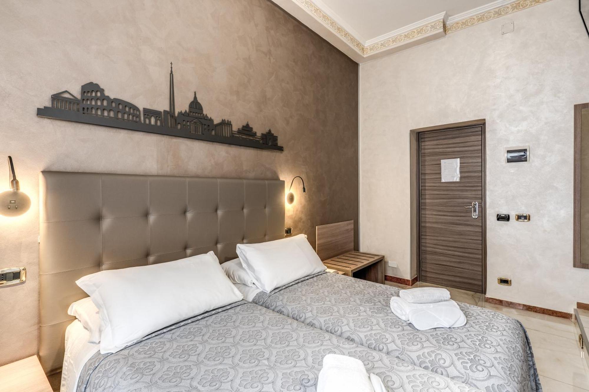 Hotel Centro Cavour Roma Bagian luar foto